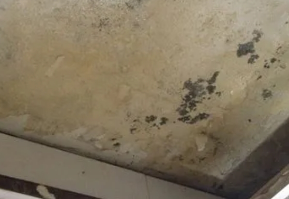 七星关阳台漏水维修公司分享下七星关卫生间渗水维修需要注意哪些问题。